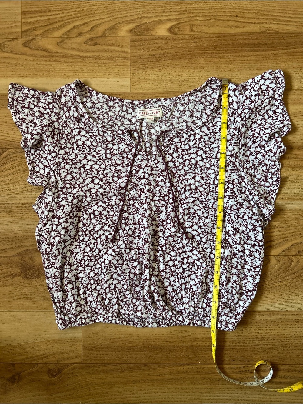 Cape Juby Burgundy and White Floral Tie-Neck Flutter Sleeve Top
